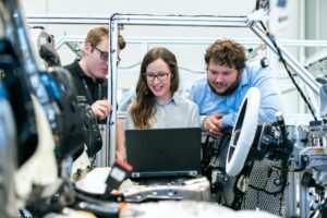 Automatisering voor bedrijven - techniek, technologie - Tech-hack