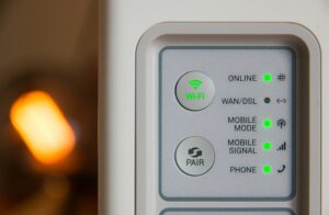 Wi-Fi, mesh, Wifi, internet, thuis, signaal, verbinding - Tech-hack